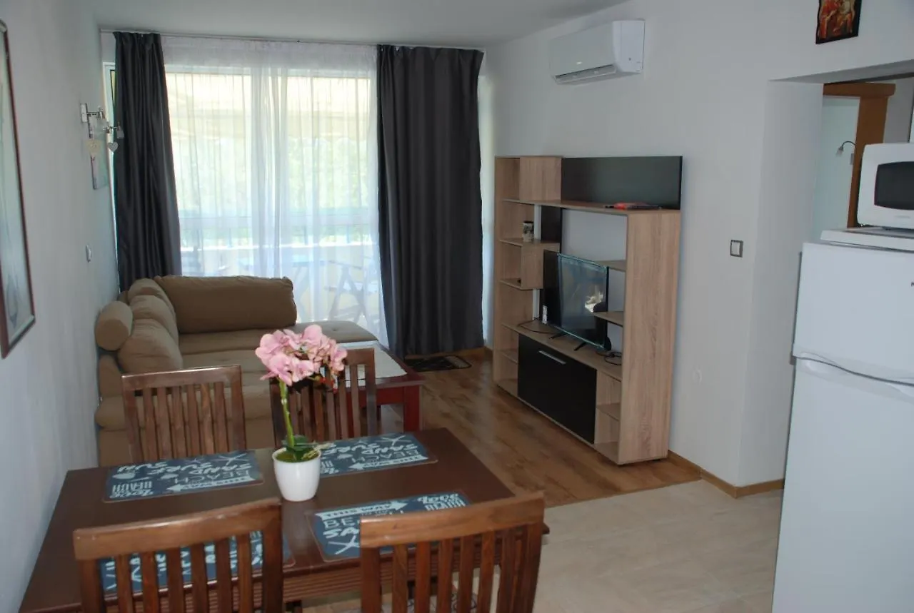 Marina Hotel Apartaments Pomorie 0*,  Bulgaria